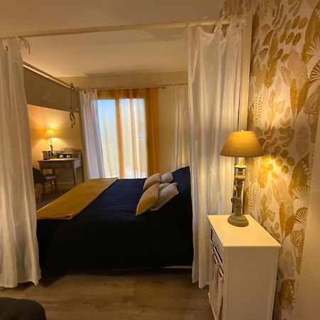 Bed and Breakfast Domaine De Labelo Commensacq Exterior foto