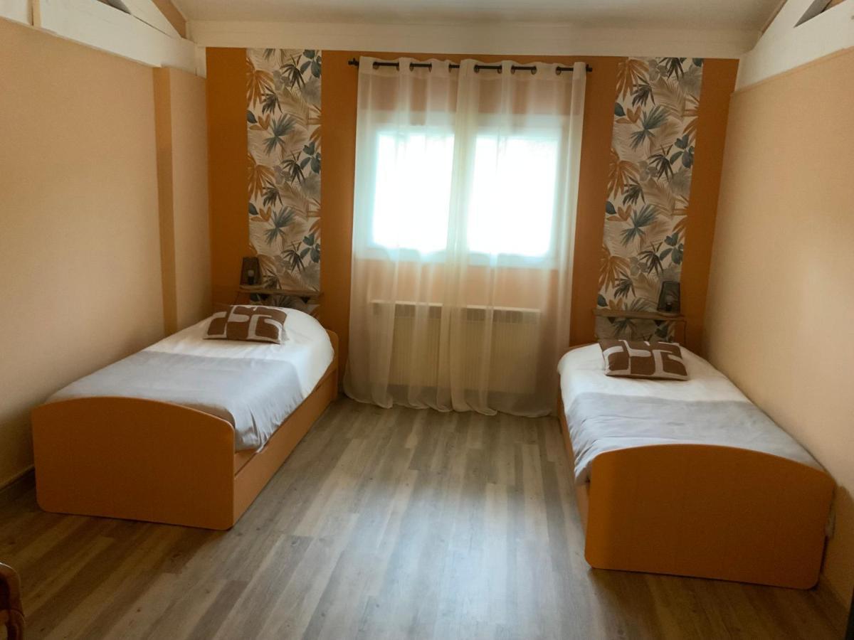 Bed and Breakfast Domaine De Labelo Commensacq Exterior foto